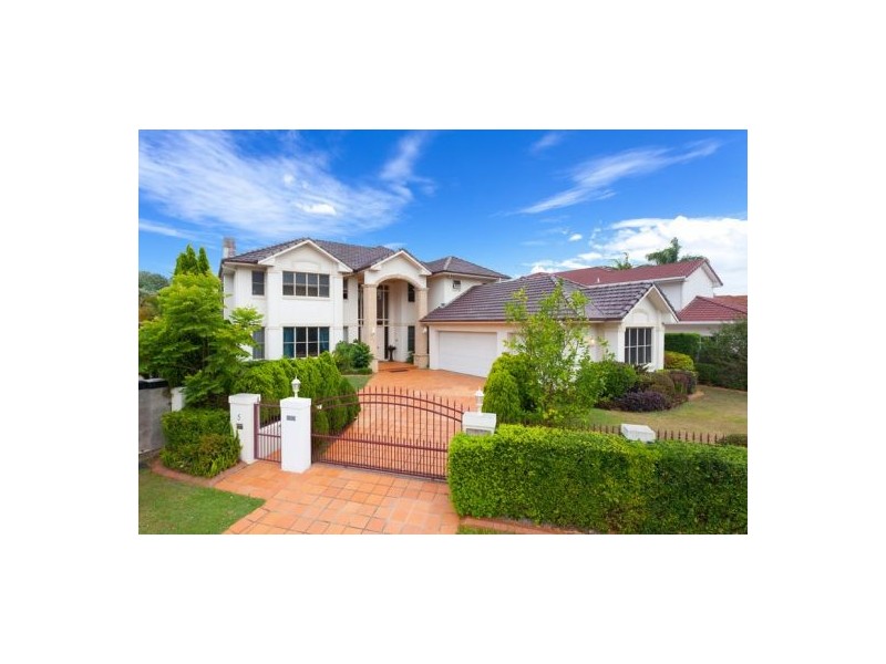 5 Capstan Place, Macgregor QLD 4109