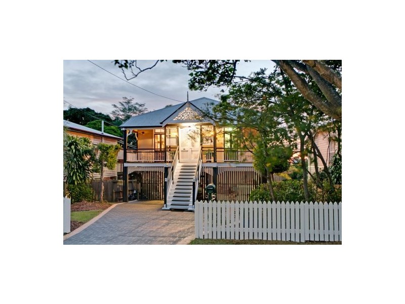 49 Rita Street, Holland Park QLD 4121