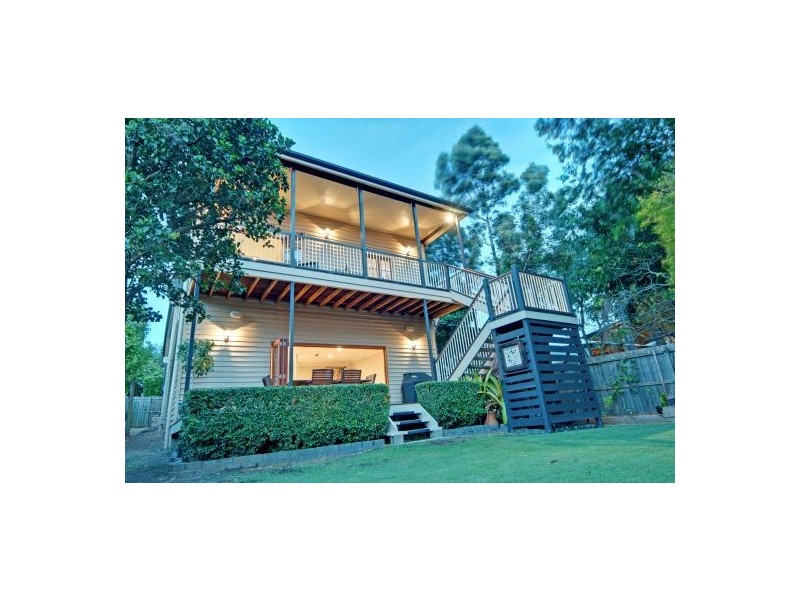 49 Rita Street, Holland Park QLD 4121