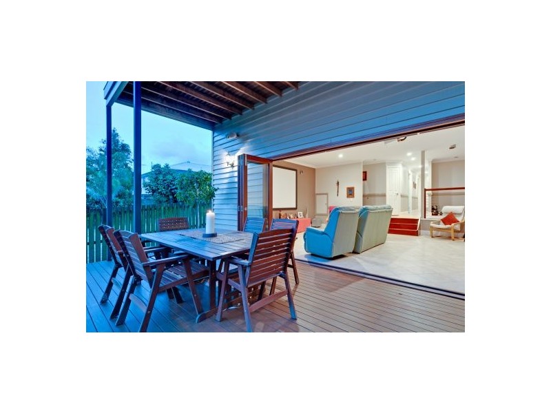 49 Rita Street, Holland Park QLD 4121