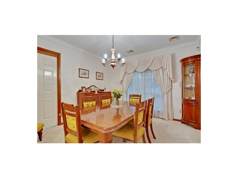 6 Geneva Close, Parkinson QLD 4115