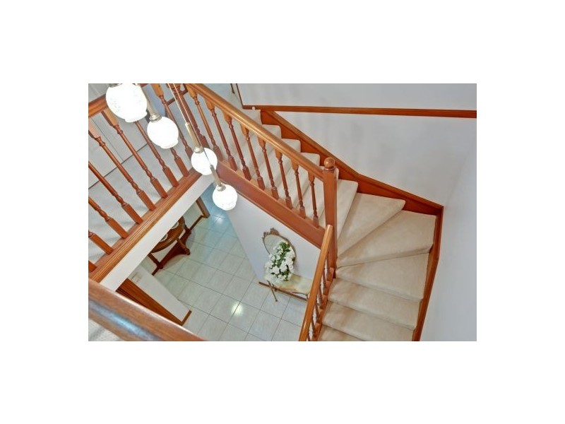 6 Geneva Close, Parkinson QLD 4115