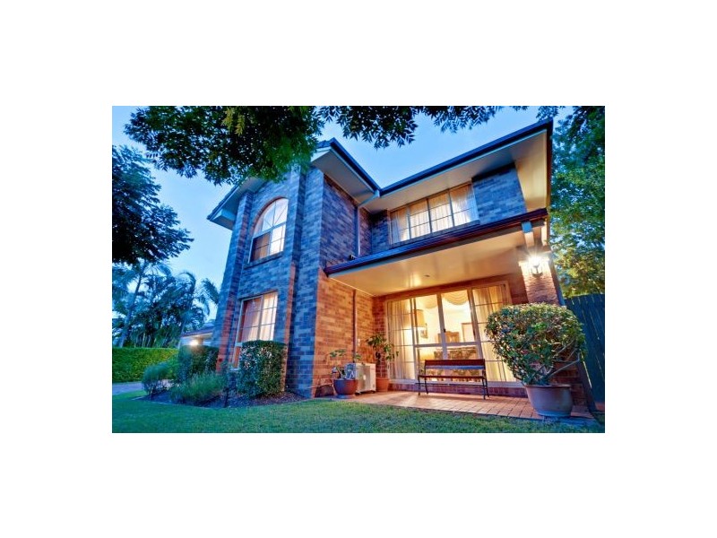 6 Geneva Close, Parkinson QLD 4115