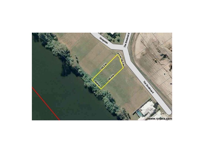 Lot 7 The Boulevarde, Benowa QLD 4217