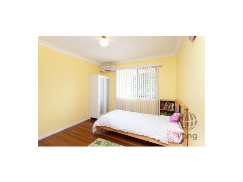 65. Granadilla Street, Macgregor QLD 4109