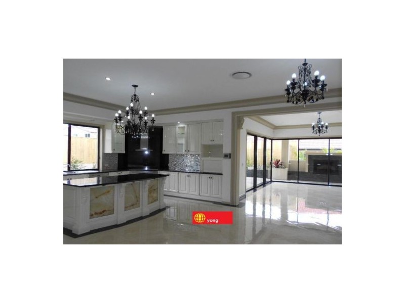 136 Hawthorn Cct, Stretton QLD 4116