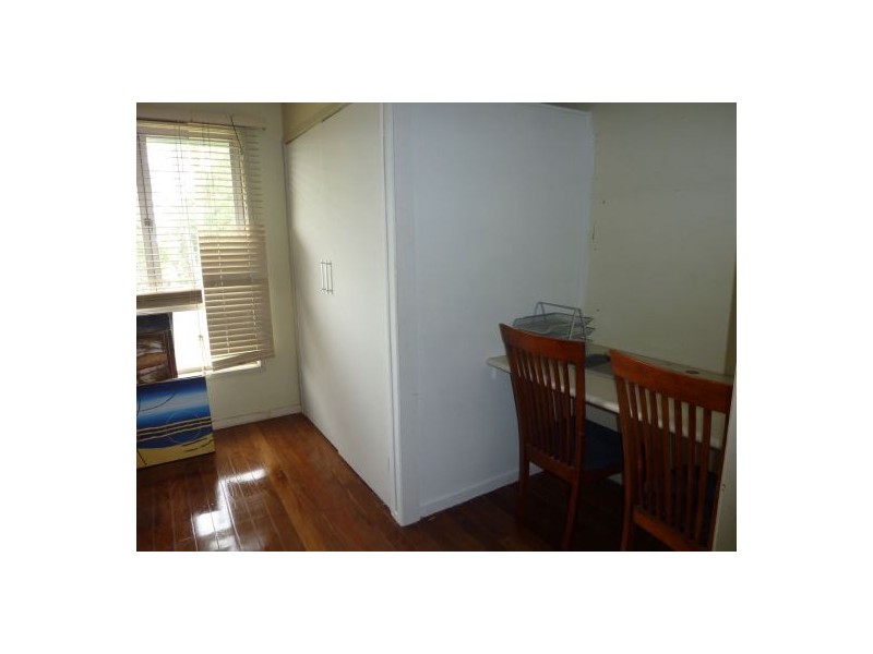 2469 Logan Road, Eight Mile Plains QLD 4113