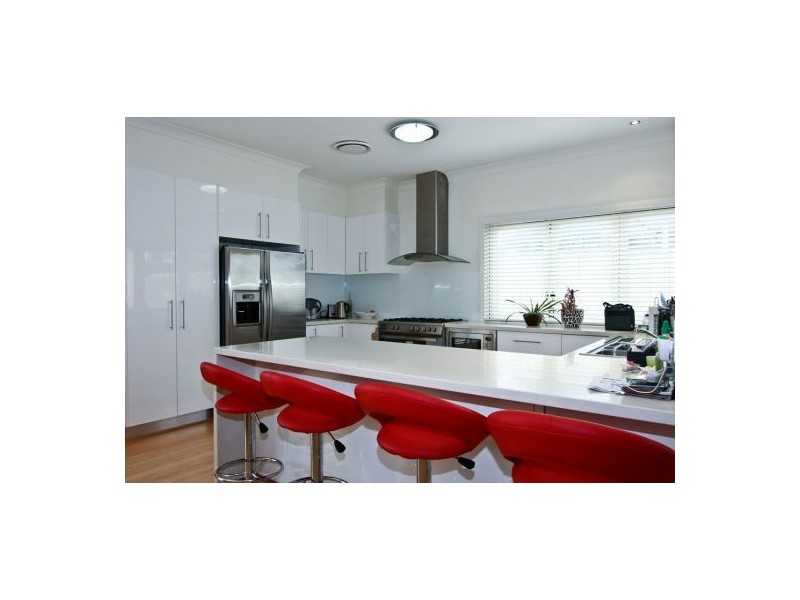 18 Pinnacle Place, Eight Mile Plains QLD 4113