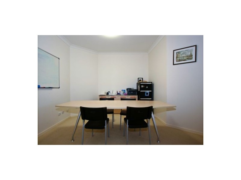 18 Pinnacle Place, Eight Mile Plains QLD 4113