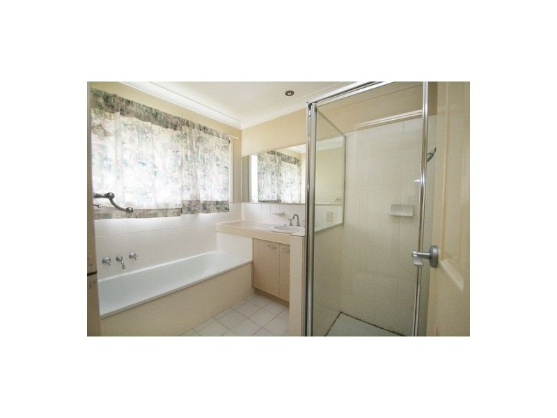 23 Maywood Cr, Calamvale QLD 4116