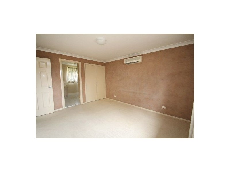 23 Maywood Cr, Calamvale QLD 4116