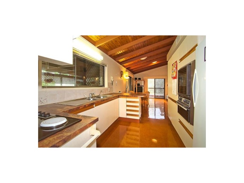 10 Lynelle Street, Sunnybank Hills QLD 4109