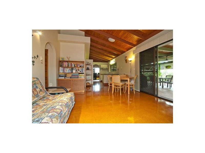 10 Lynelle Street, Sunnybank Hills QLD 4109