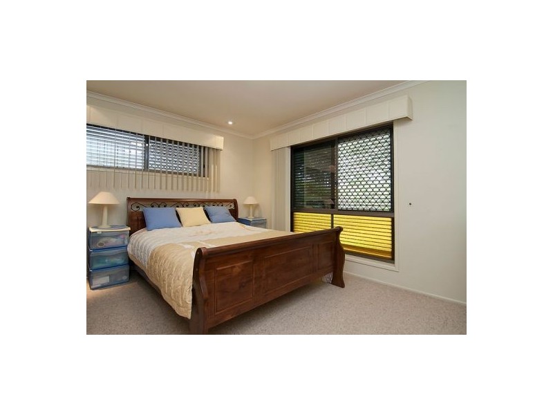 10 Lynelle Street, Sunnybank Hills QLD 4109