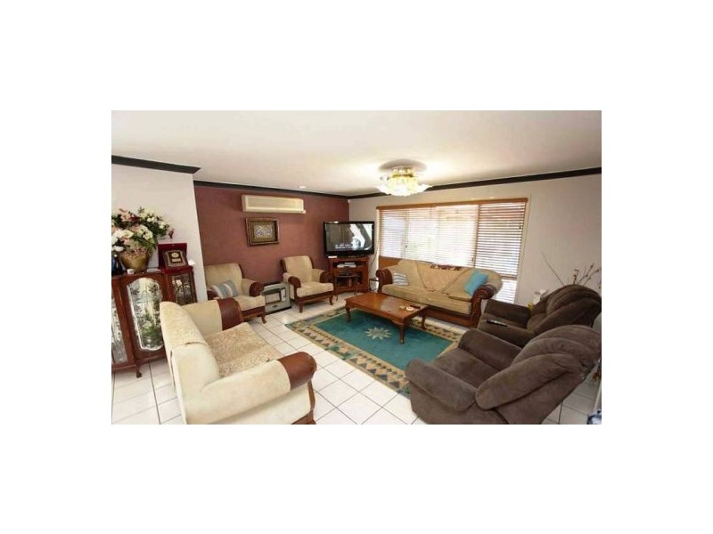 4 Marianna Street, Mansfield QLD 4122