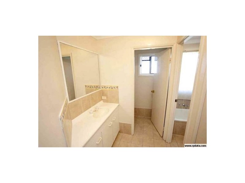 4 Marianna Street, Mansfield QLD 4122