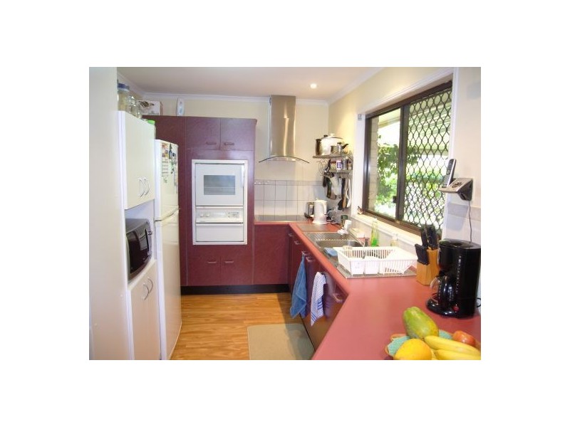 20 Barossa Street, Kingston QLD 4114