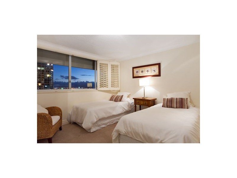 42/18 Macarthur Parade, Main Beach QLD 4217