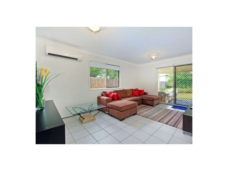 89A DARTMOUTH ST, Coopers Plains QLD 4108