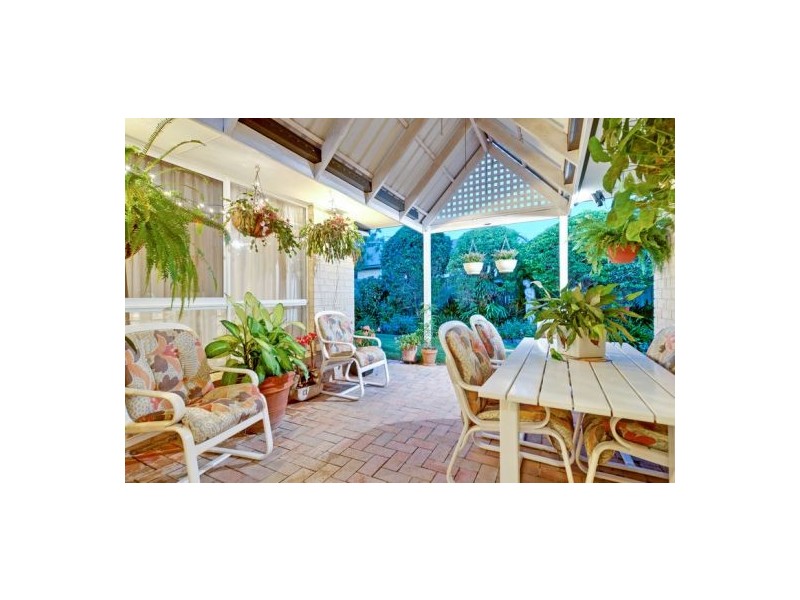 5 Linnet Cl, Calamvale QLD 4116