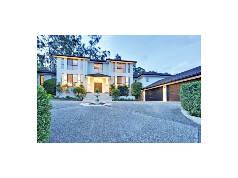 12 Triantha Ct, Albany Creek QLD 4035