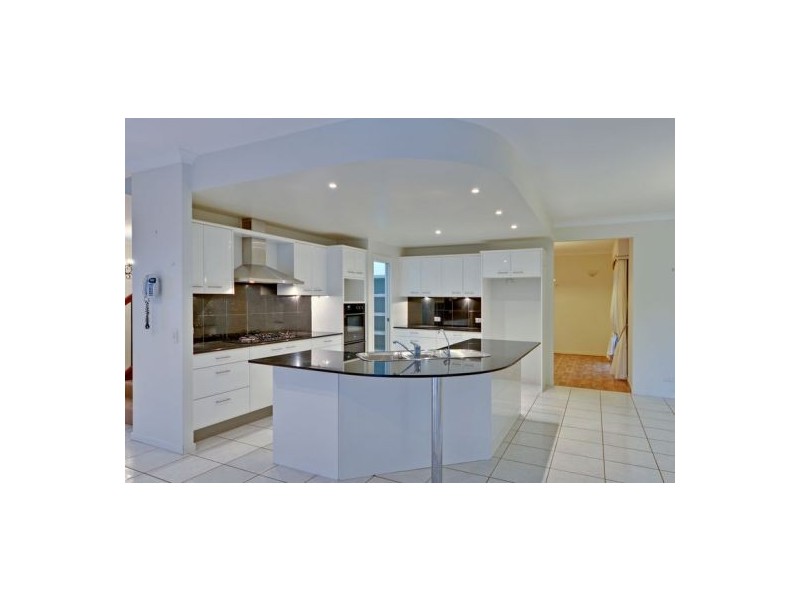 12 Triantha Ct, Albany Creek QLD 4035