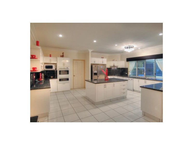 6 Garden Ct, Sunnybank Hills QLD 4109