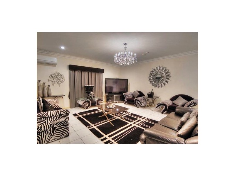 6 Garden Ct, Sunnybank Hills QLD 4109