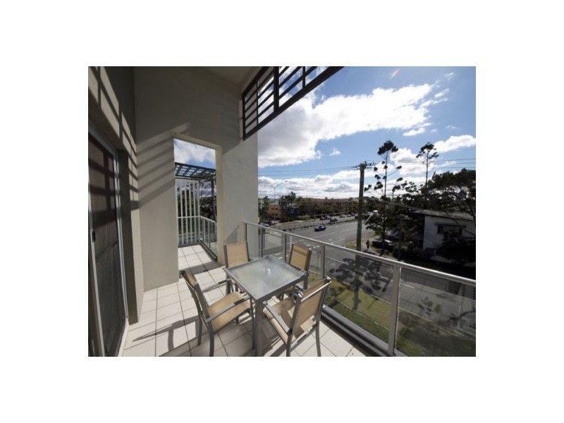 15/2329 Gold Coast Highway, Mermaid Beach QLD 4218