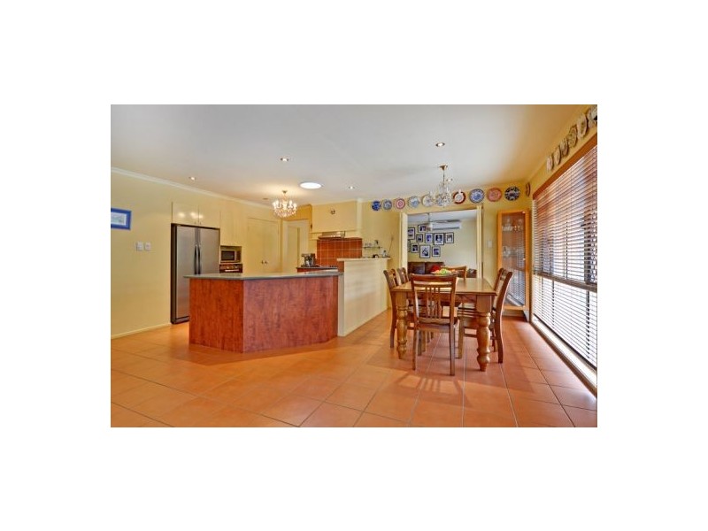 23 Bronte Place, Parkinson QLD 4115