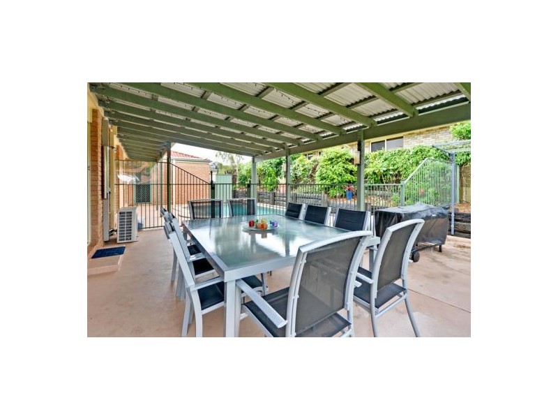 23 Bronte Place, Parkinson QLD 4115