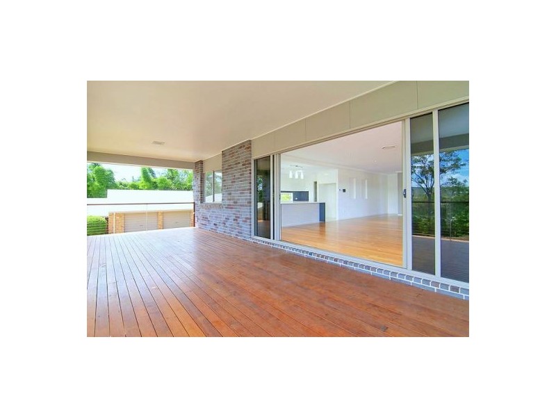 15 Baxton Pl, Shailer Park QLD 4128