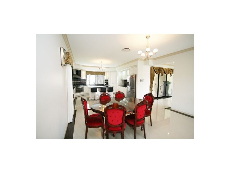 88 Alfred Circuit, Calamvale QLD 4116