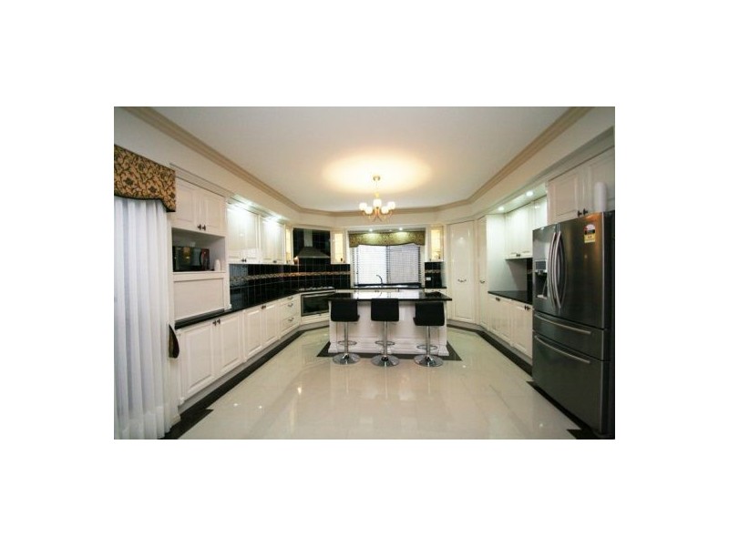 88 Alfred Circuit, Calamvale QLD 4116