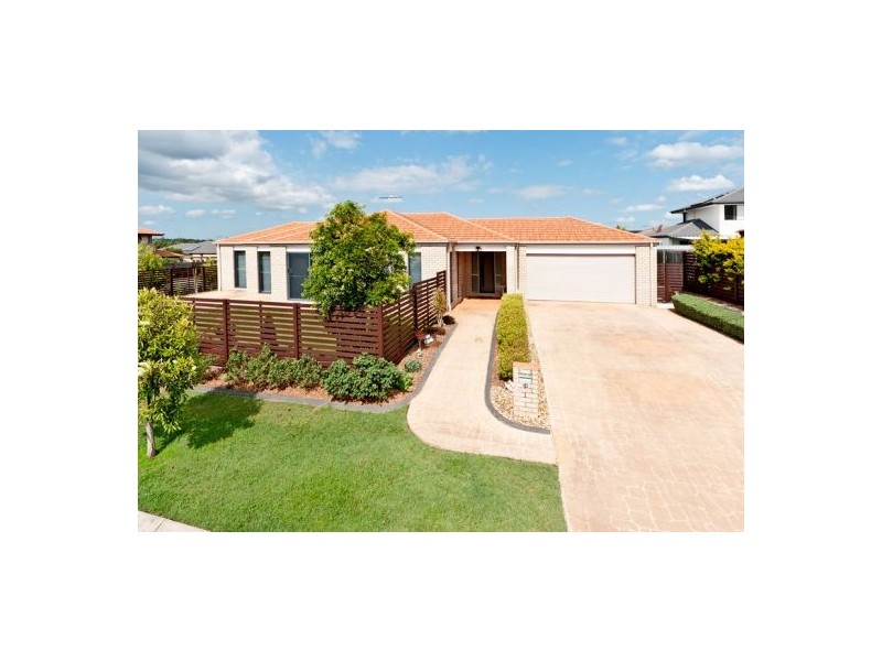 13 Goongarrie Cr, Parkinson QLD 4115