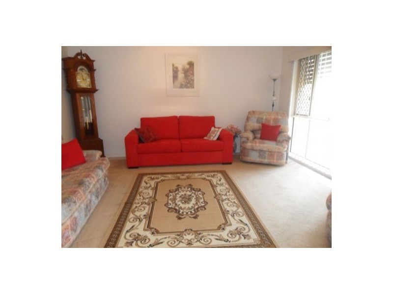 7 Hoop Pine Pl, Sunnybank Hills QLD 4109