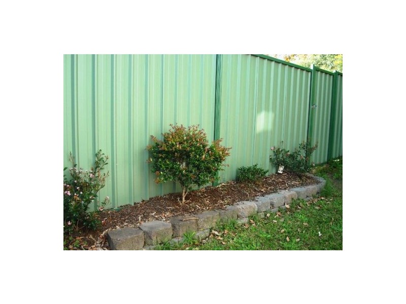 21 Pine Dr, Woodridge QLD 4114