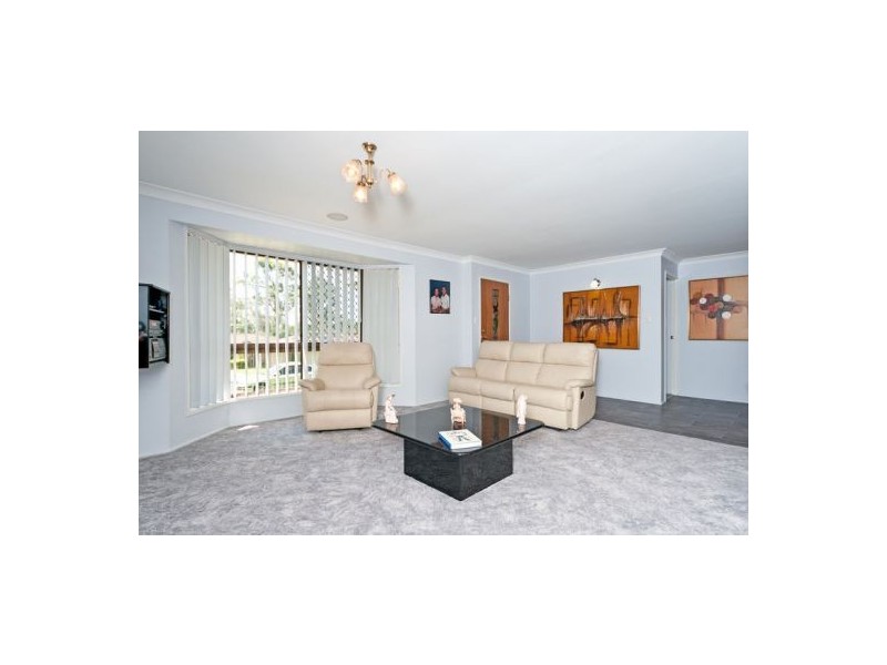 7 Colisa Cr, Regents Park QLD 4118