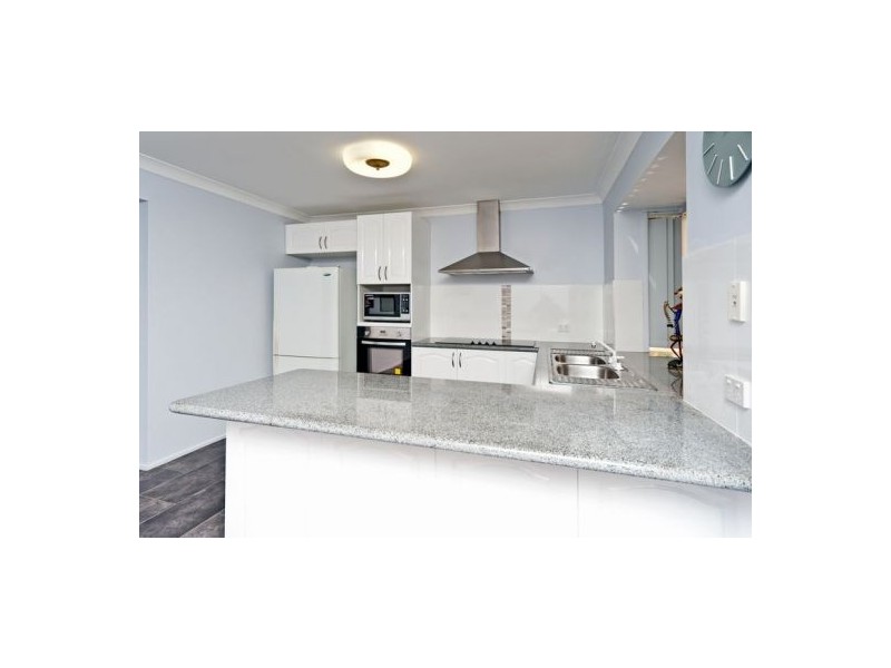 7 Colisa Cr, Regents Park QLD 4118