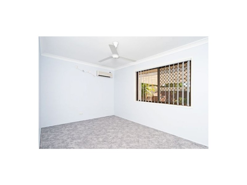 7 Colisa Cr, Regents Park QLD 4118