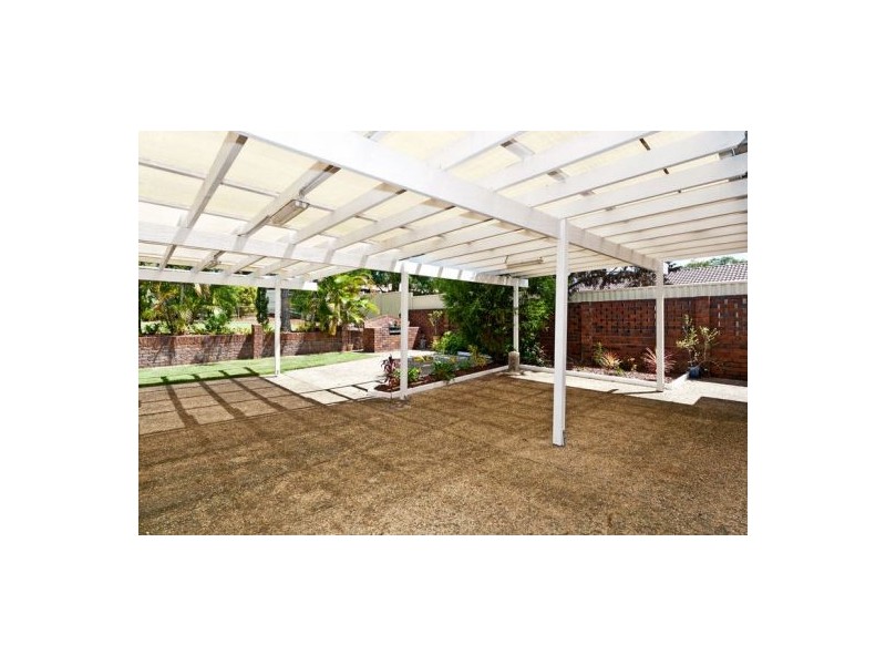 7 Colisa Cr, Regents Park QLD 4118