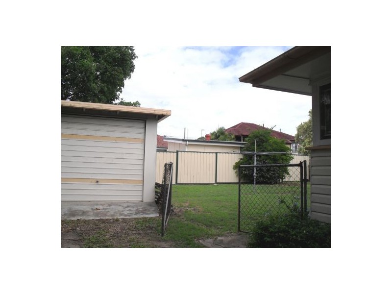 214 Beaudesert Rd, Moorooka QLD 4105
