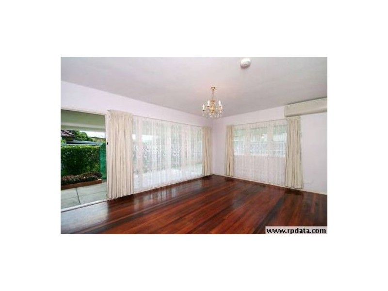 218 Beaudesert Rd, Moorooka QLD 4105