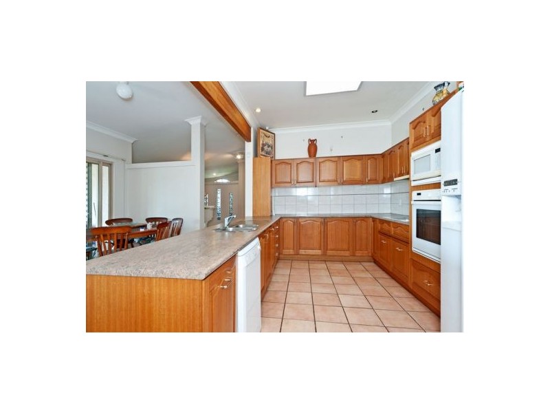 13 Bluebell Place, Calamvale QLD 4116