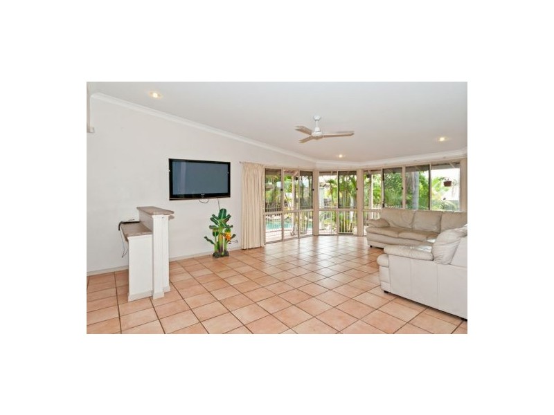 13 Bluebell Place, Calamvale QLD 4116