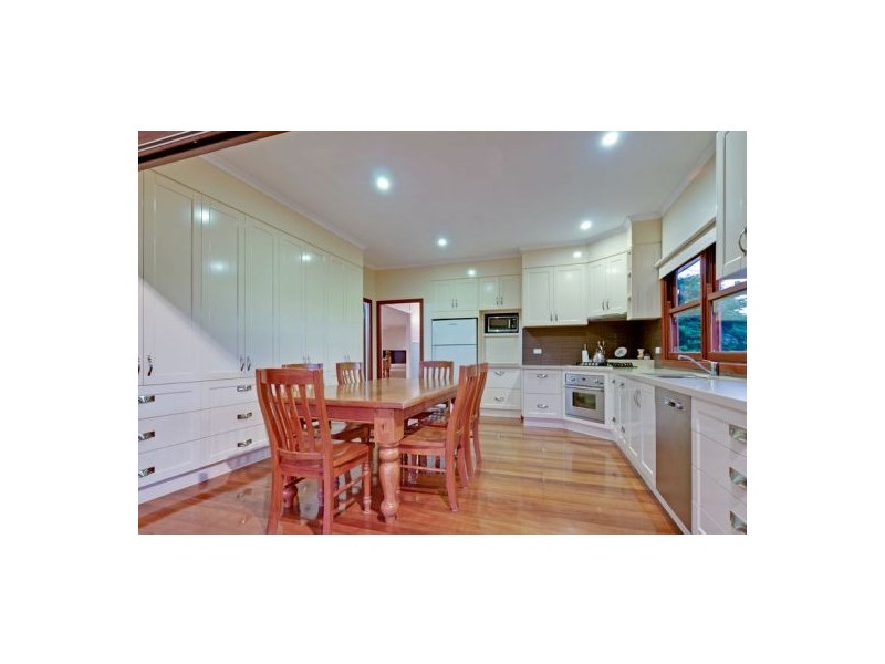 202 Daisy Hill Rd, Daisy Hill QLD 4127