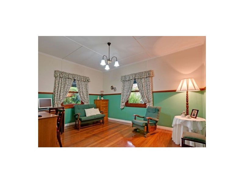 202 Daisy Hill Rd, Daisy Hill QLD 4127