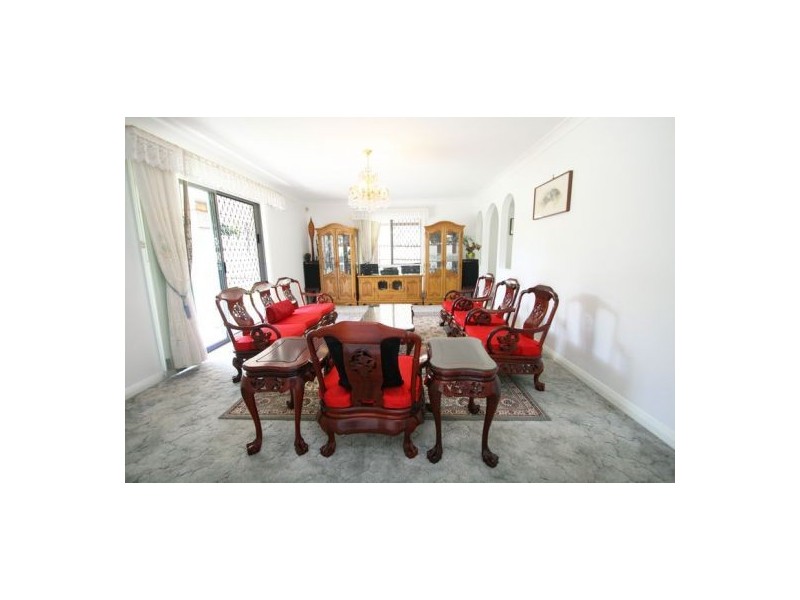 1 Washington Pl, Stretton QLD 4116