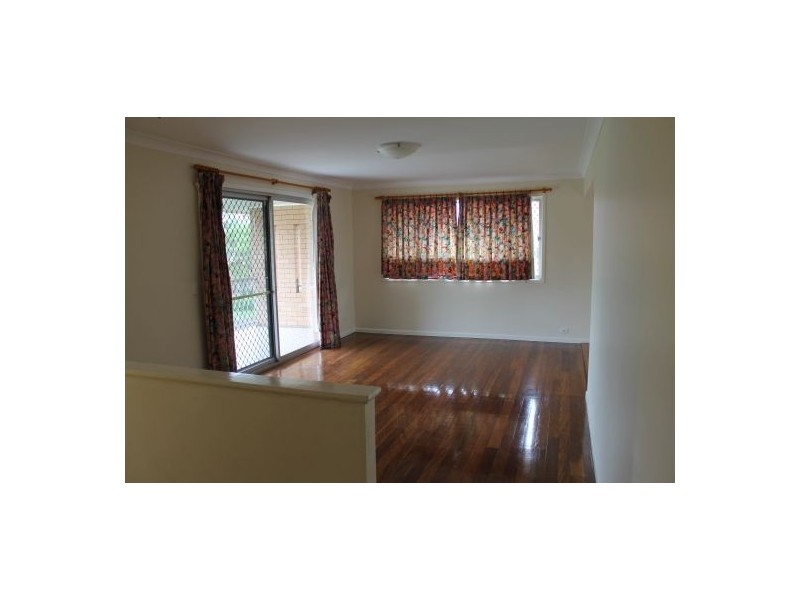 10 Cranberry St, Eight Mile Plains QLD 4113