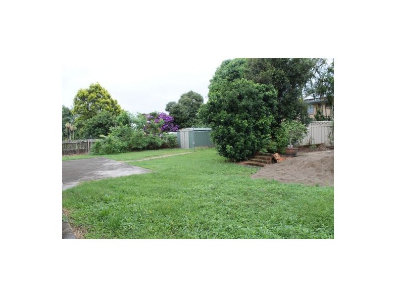 10 Cranberry St, Eight Mile Plains QLD 4113